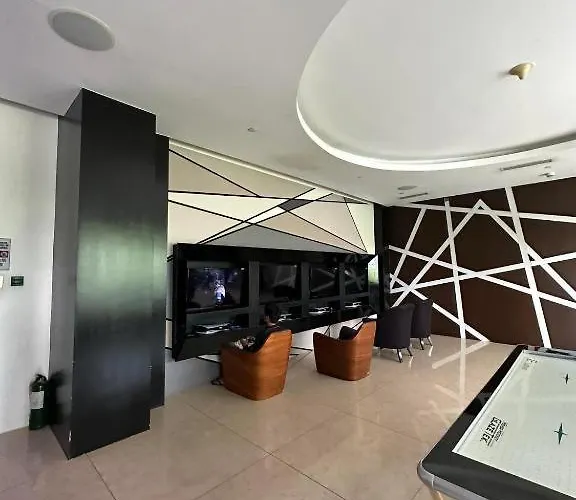 Jing'scrib 2br By Azure Near International Airport *