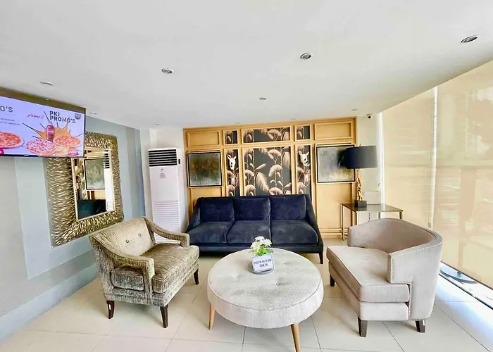 Jing'scrib 2br By Azure Near International Airport Apartment