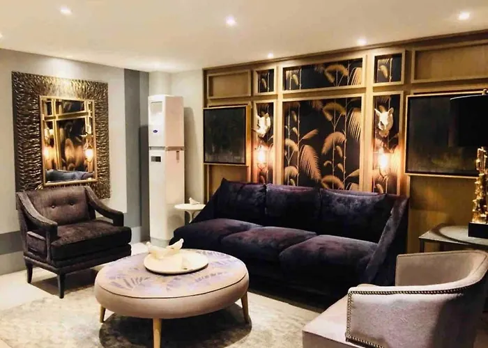 Jing'scrib 2br By Azure Near International Airport *