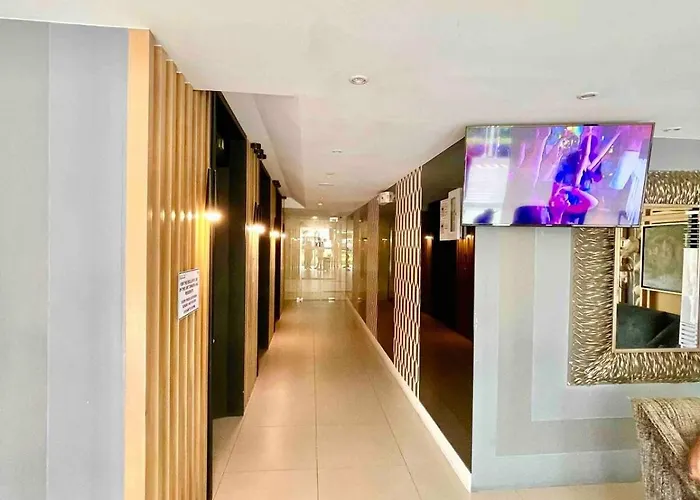 Jing'scrib 2br By Azure Near International Airport Apartment Manila