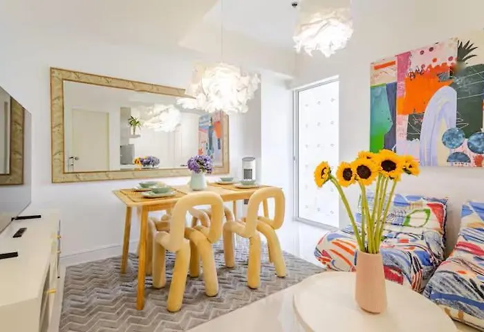 Jing'scrib 2br By Azure Near International Airport Apartment *